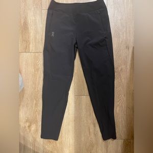 On Woman’s pants size small